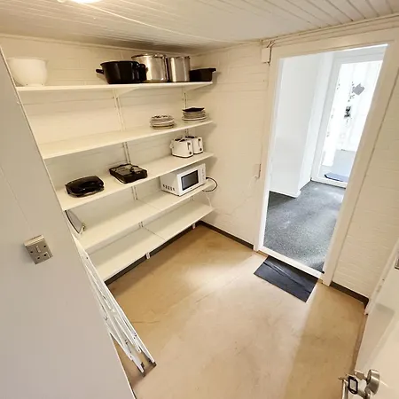 Central Large Double Room With Free Parking Hébergement de vacances *