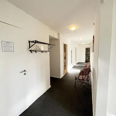 Large Double With Free Parking Semesterbostad